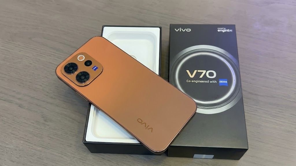 Vivo V70 Comes with Premium