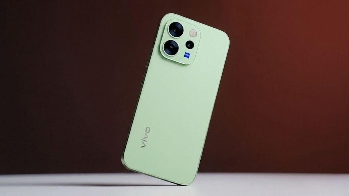 Vivo V70 Elite Combines